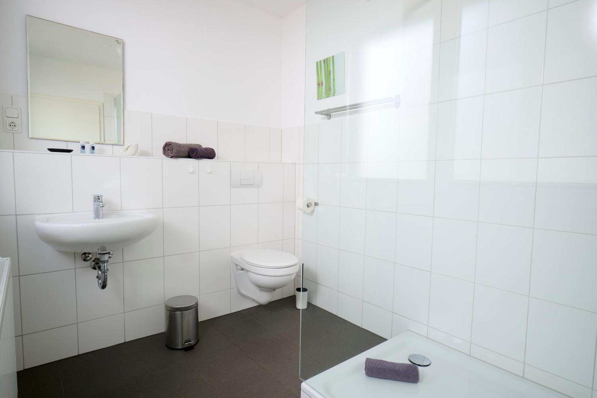 Shipyard Guesthouse Gaestehaus Fuer Geschaeftsreisende Und Monteure An Der Elsflether Werft Und Trainingcenter Heinemann Solutions Gmbh Zewnętrze zdjęcie